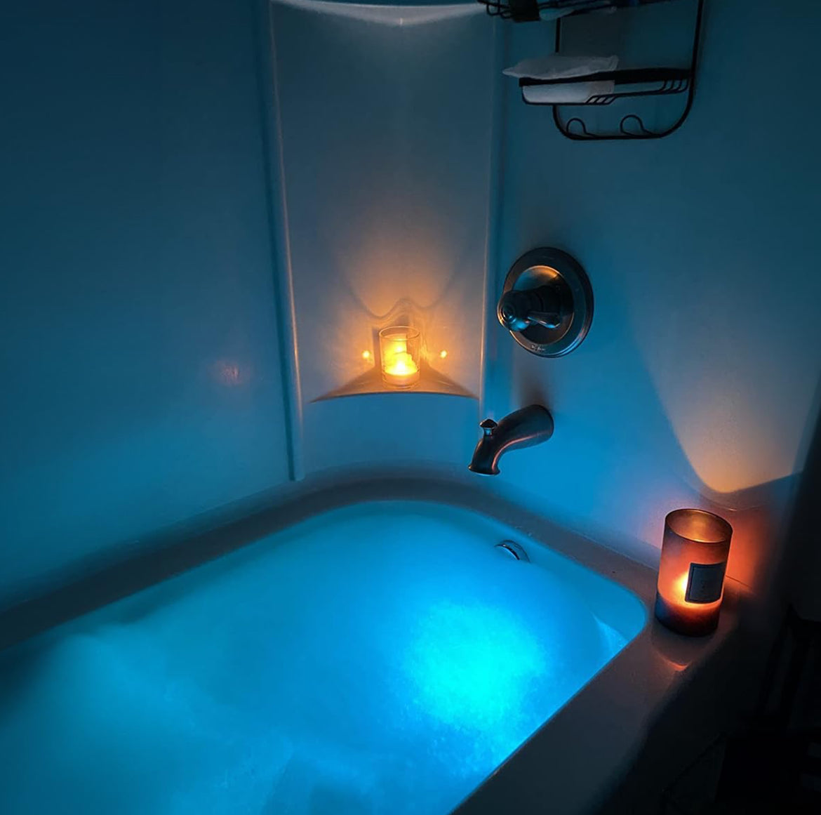 זוג מנורות לד צבעוניות נגד מים